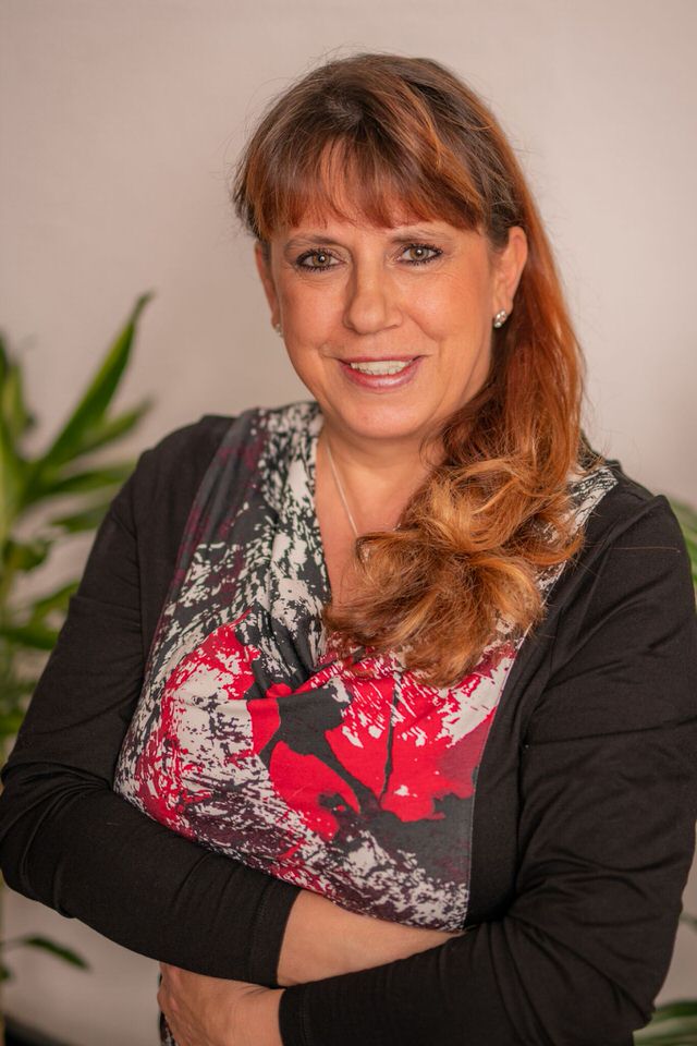 Frau Nadja Pavlus